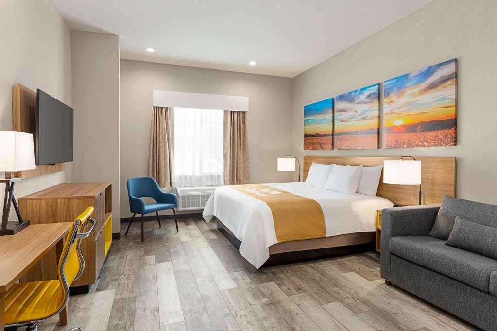 Days Inn & Suites By Wyndham Greater Томбал Номер фото